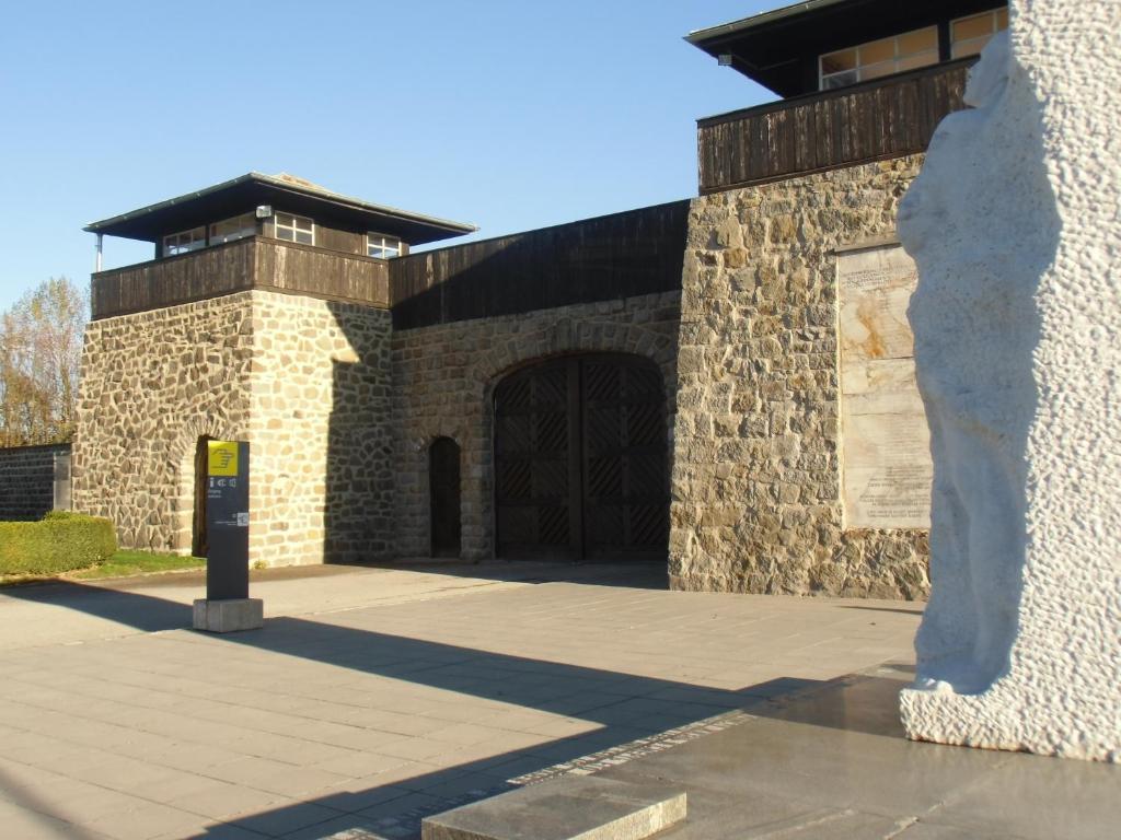 Peterseil'S Radl Zimmer Mauthausen Exterior foto